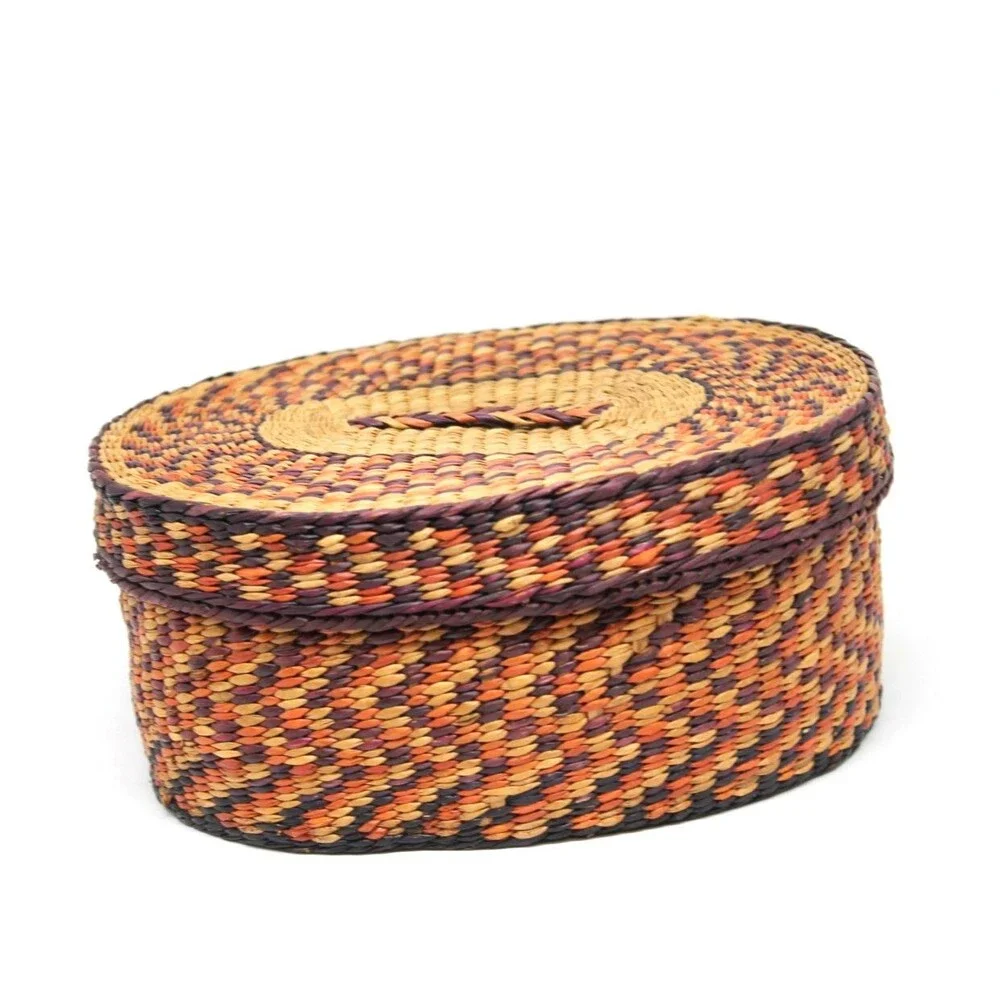 Sweetgrass Handmade Basket Small oval w/lid, 7.5
